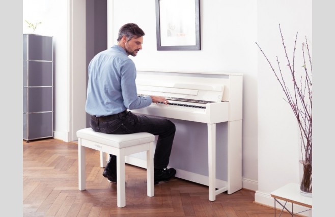 Yamaha CLP785 Polished White Digital Piano - Image 4